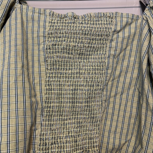 LEVIS Devin Blouse Plaid Top, Smocked back - Picture 8 of 11